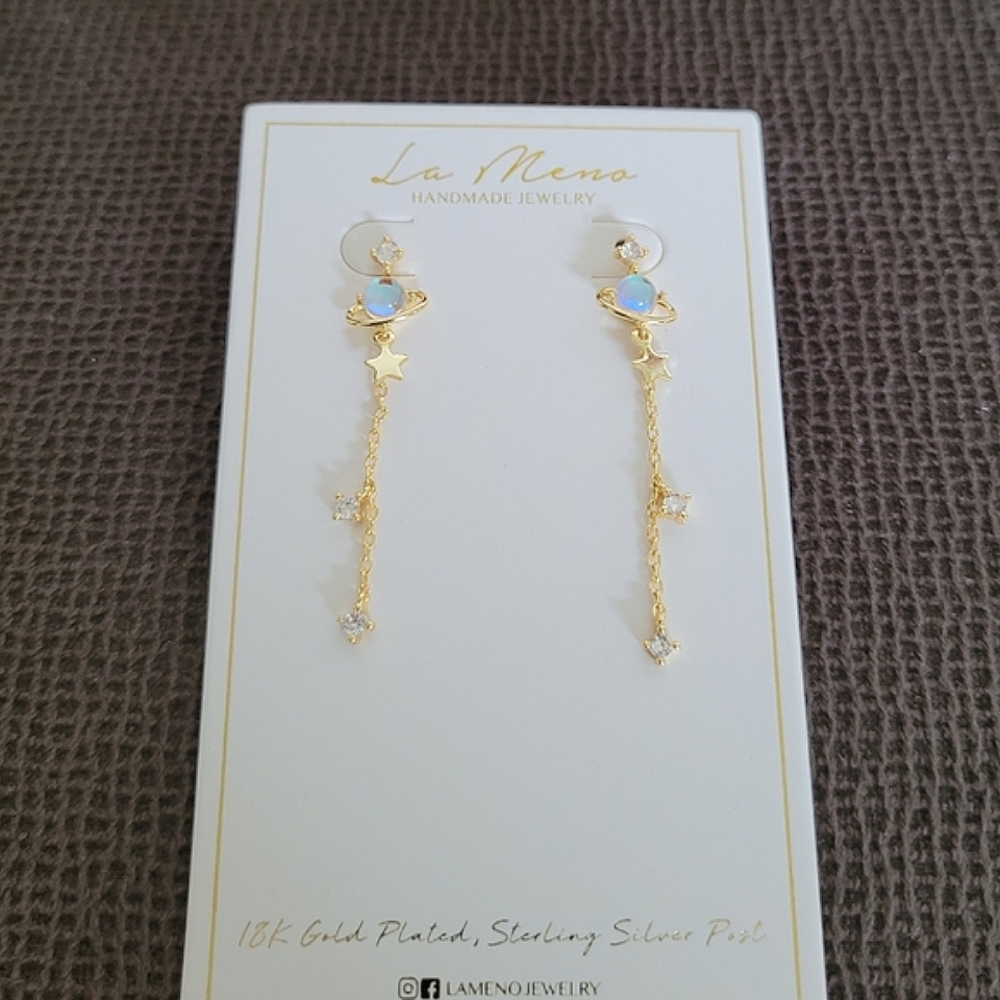 La Meno Saturn🪐 Drop Earrings